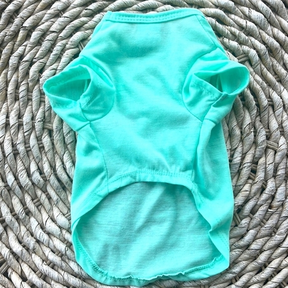 Adorable dog or cat shirt! Size small by Simply Wag - Picture 2 of 2